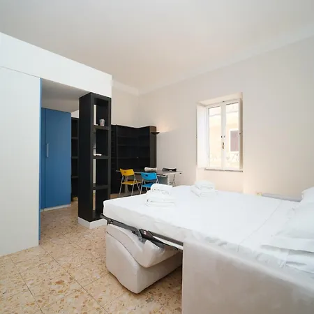 St Lawrence By Buddyrent Ρώμη